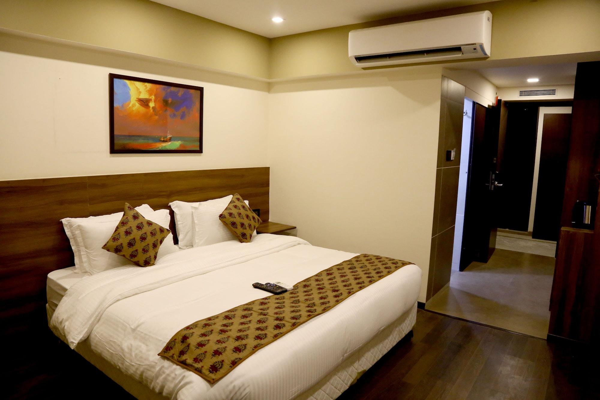Hotel Mumbai House Andheri East, Mumbai  Buitenkant foto