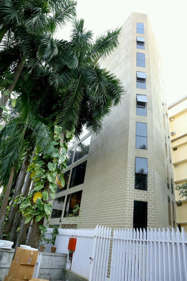 Hotel Mumbai House Andheri East, Mumbai  Buitenkant foto