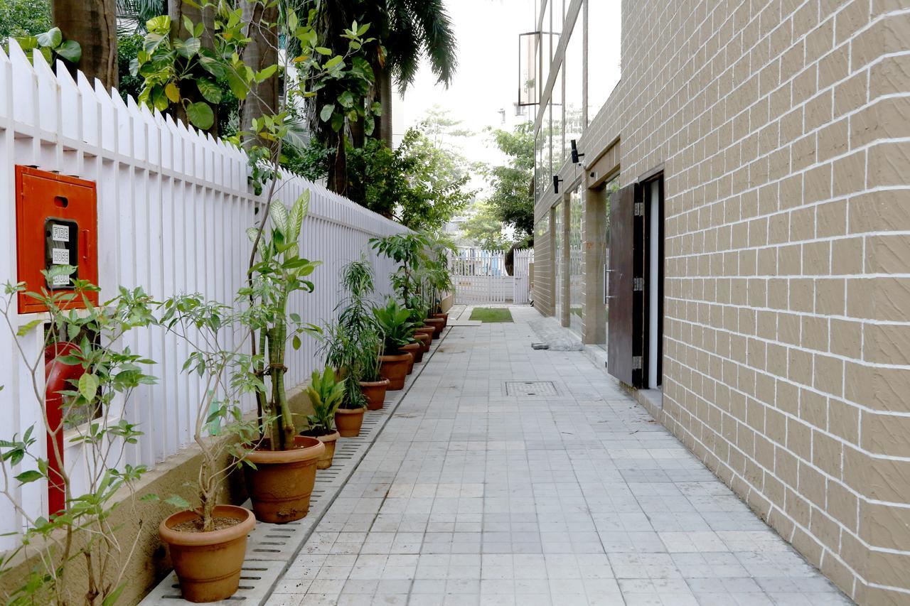 Hotel Mumbai House Andheri East, Mumbai  Buitenkant foto