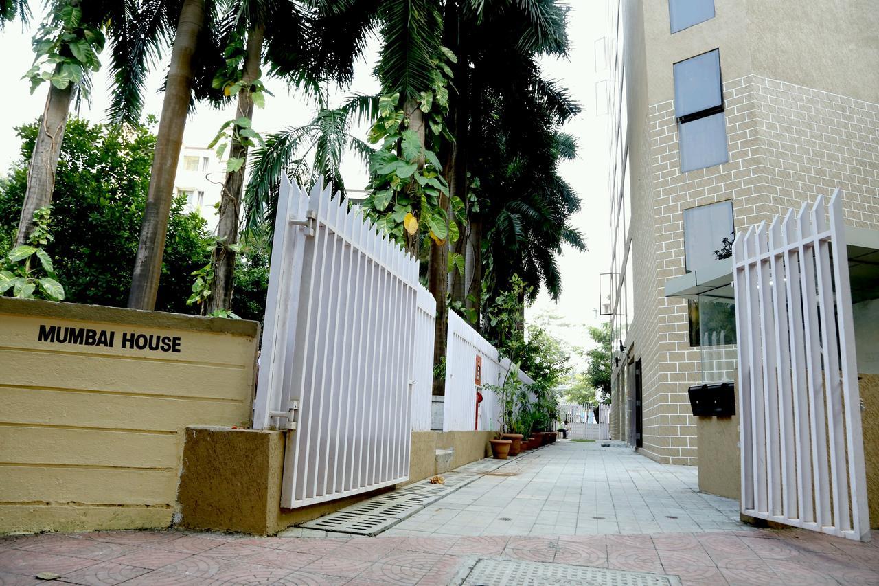 Hotel Mumbai House Andheri East, Mumbai  Buitenkant foto