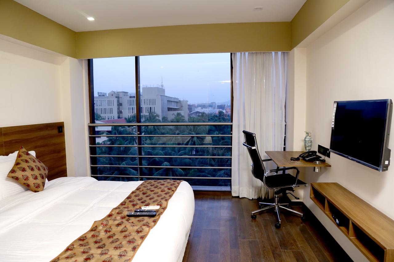 Hotel Mumbai House Andheri East, Mumbai  Buitenkant foto