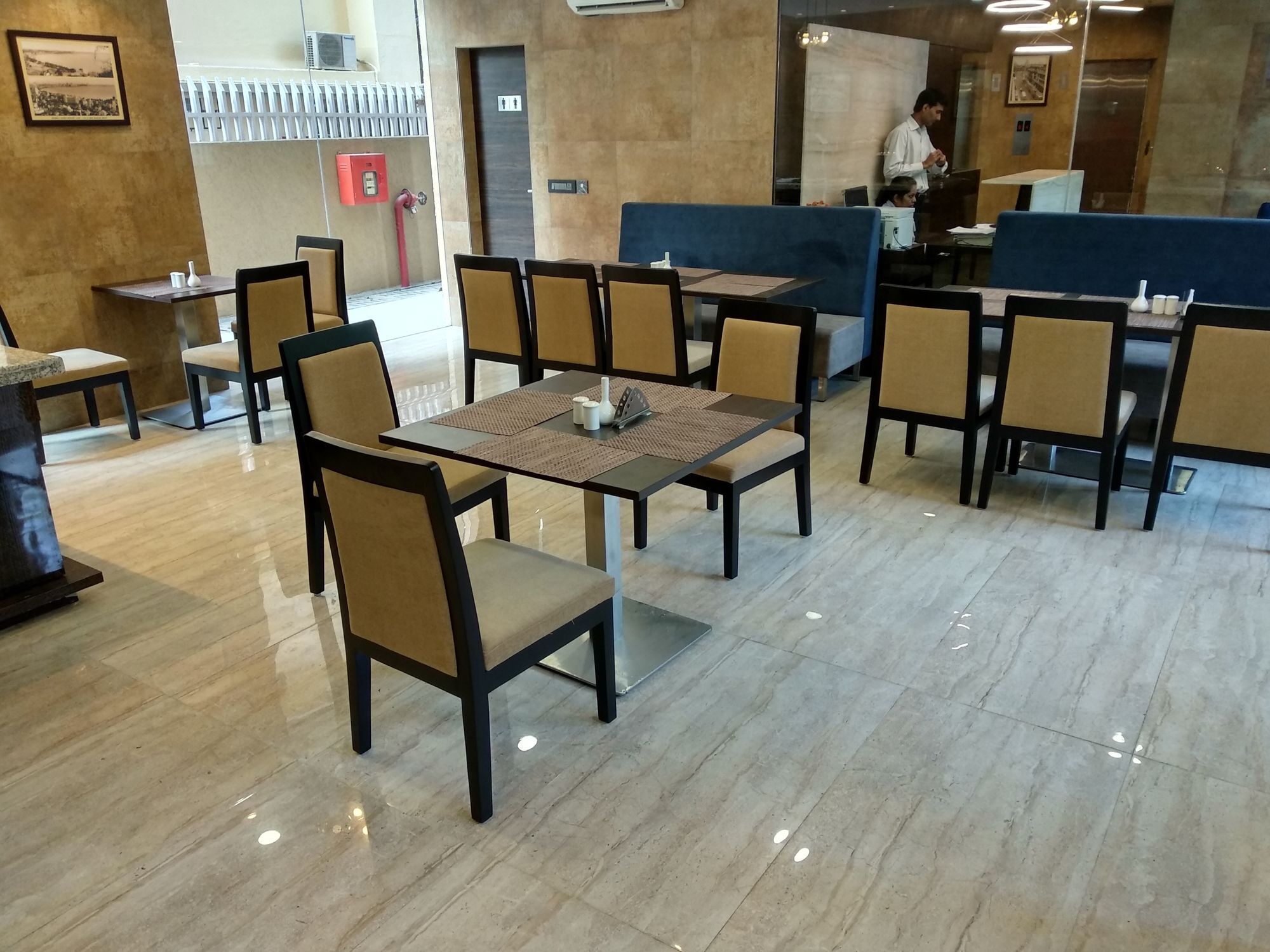 Hotel Mumbai House Andheri East, Mumbai  Buitenkant foto