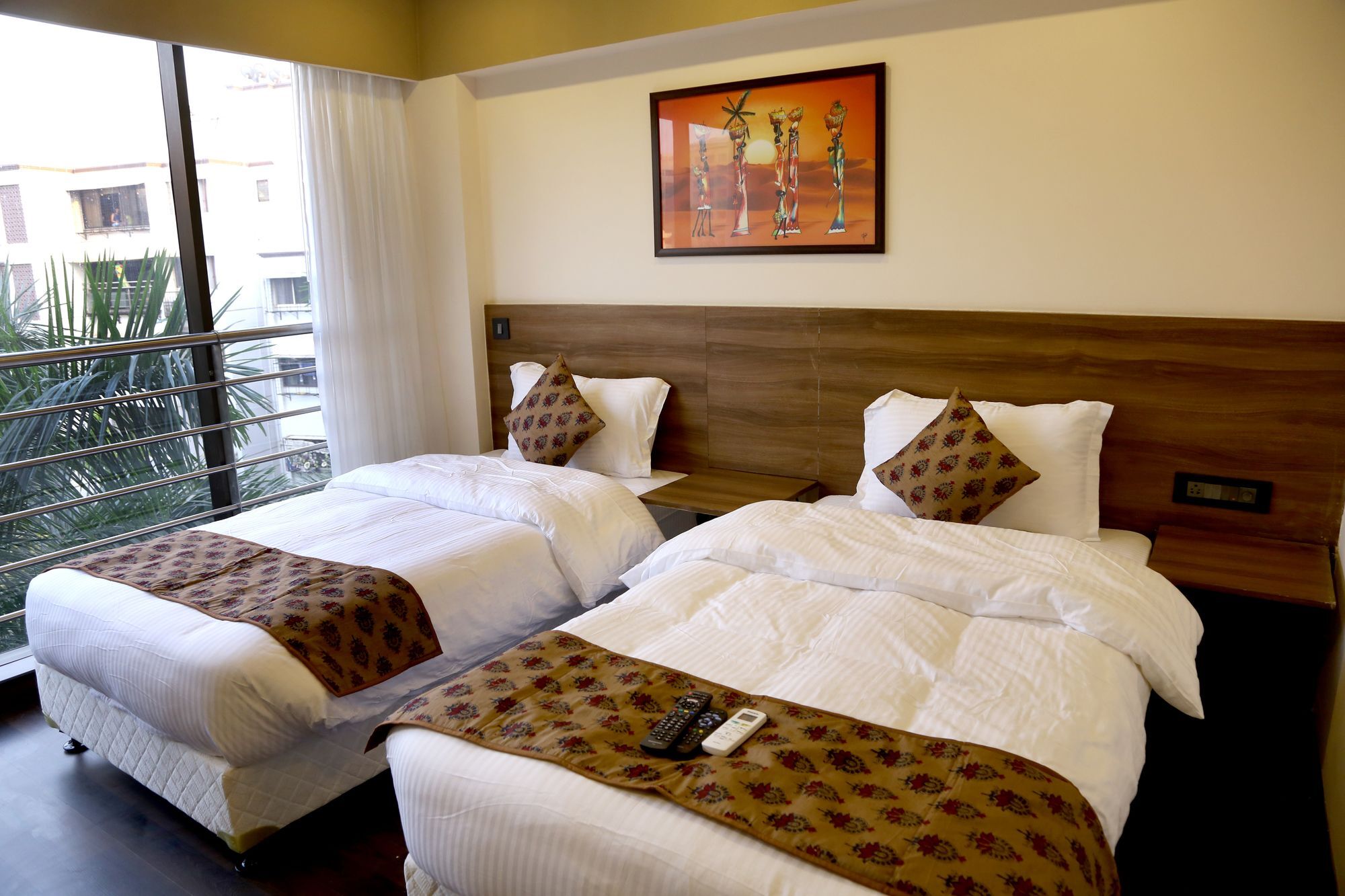 Hotel Mumbai House Andheri East, Mumbai  Buitenkant foto
