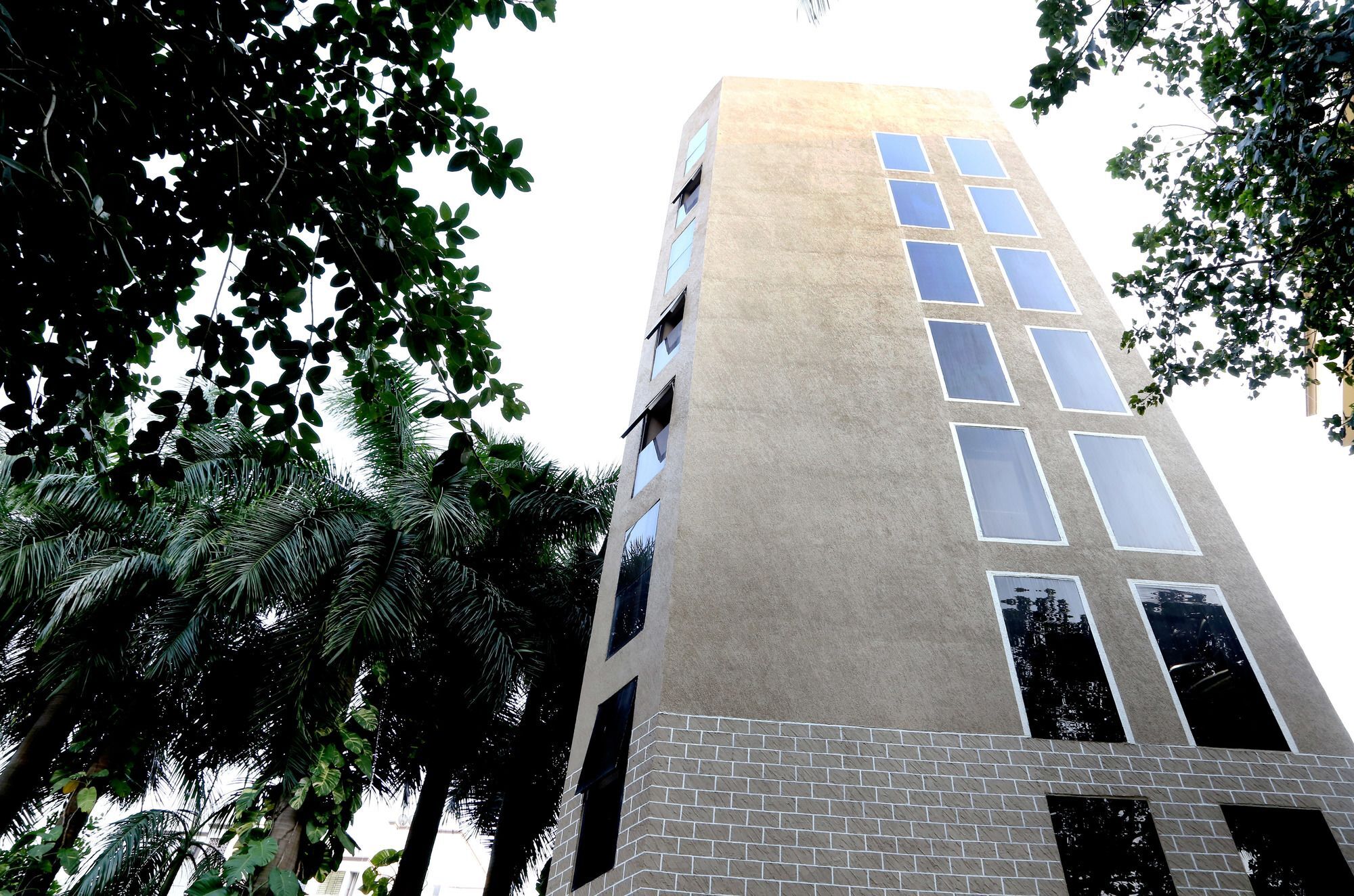 Hotel Mumbai House Andheri East, Mumbai  Buitenkant foto